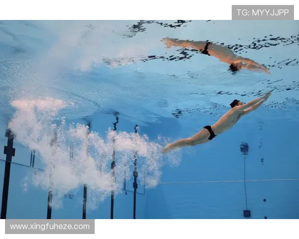跳水运动的魅力与挑战:技术创新、竞技精神与训练方法的深度剖析 跳水运动的魅力与挑战:技术创新、竞技精神与训练方法的深度剖析